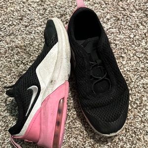 Nike Air Max Motion 2